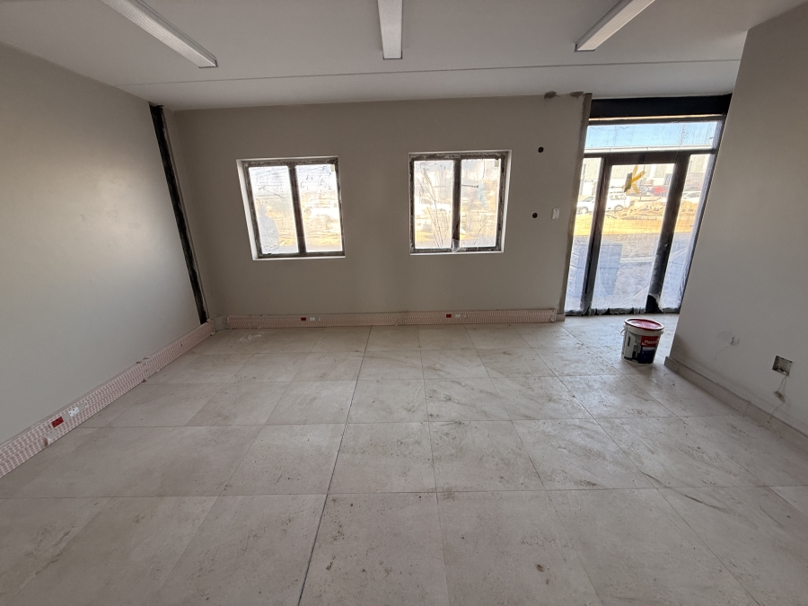 To Let Commercial Property for Rent in Rivergate Western Cape